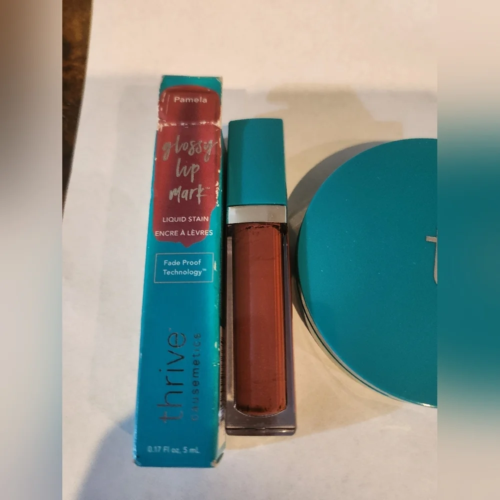 Thrive Causemetics lipstick & shimmer NEW